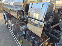 日野レンジャータンク車（タンクローリー）中型（4t）[写真17]