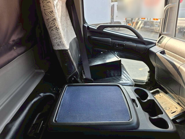 日野レンジャータンク車（タンクローリー）中型（4t）[写真20]