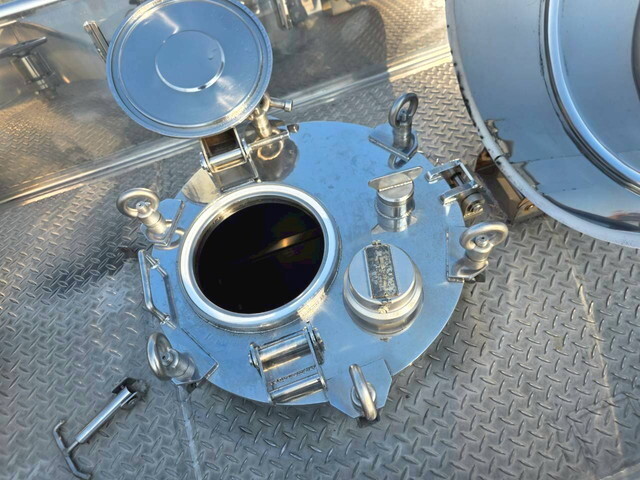 日野レンジャータンク車（タンクローリー）中型（4t）[写真32]