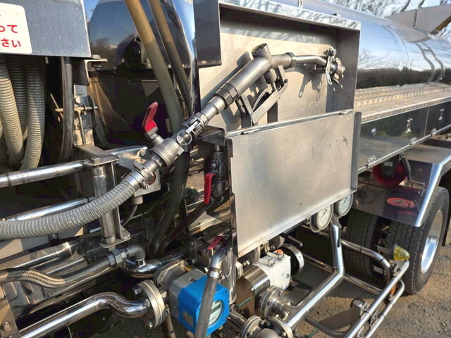 日野レンジャータンク車（タンクローリー）中型（4t）[写真07]