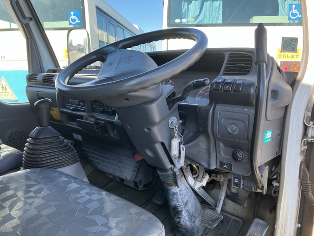 いすゞエルフ深ダンプ（土砂禁ダンプ）小型（2t・3t）[写真34]