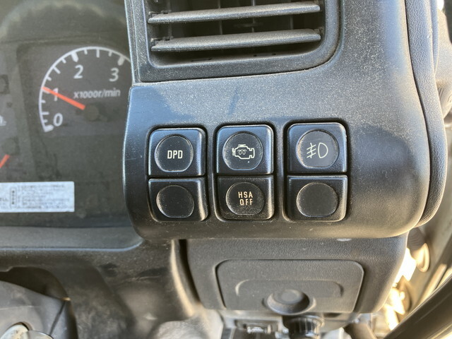 いすゞエルフ深ダンプ（土砂禁ダンプ）小型（2t・3t）[写真39]