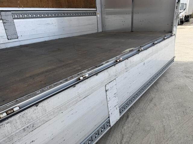 日野レンジャーアルミウイング中型（4t）[写真15]