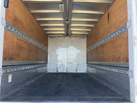 三菱ふそうキャンターアルミウイング小型（2t・3t）[写真13]