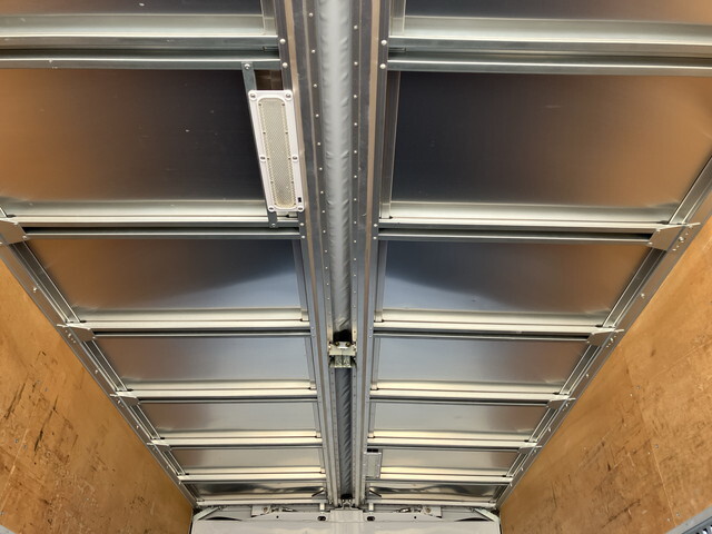 三菱ふそうキャンターアルミウイング小型（2t・3t）[写真15]