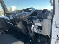 三菱ふそうキャンターアルミウイング小型（2t・3t）[写真34]