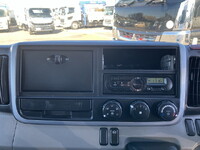 三菱ふそうキャンターアルミウイング小型（2t・3t）[写真37]