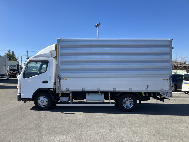 三菱ふそうキャンターアルミウイング小型（2t・3t）[写真05]