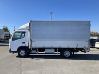 三菱ふそうキャンターアルミウイング小型（2t・3t）[写真06]