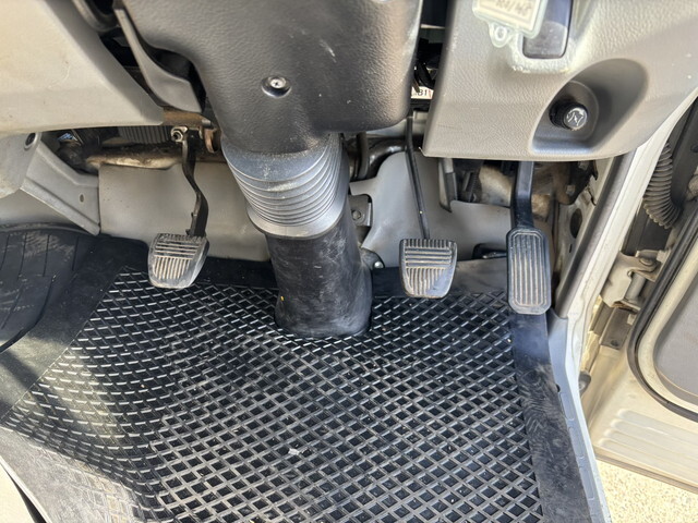 日野デュトロコンテナ専用車小型（2t・3t）[写真35]