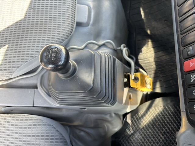 日野デュトロコンテナ専用車小型（2t・3t）[写真39]