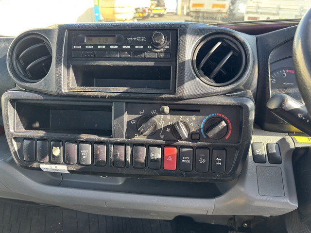 日野デュトロコンテナ専用車小型（2t・3t）[写真40]