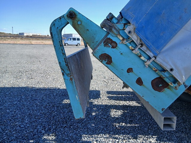 いすゞギガダンプ大型（10t）[写真11]