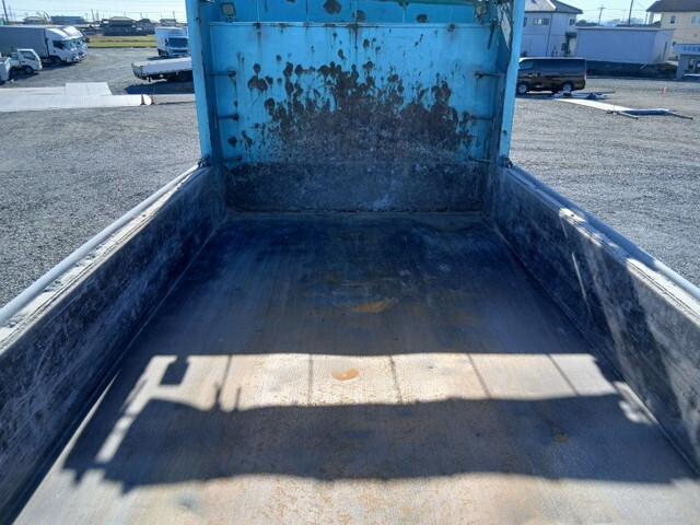 いすゞギガダンプ大型（10t）[写真12]