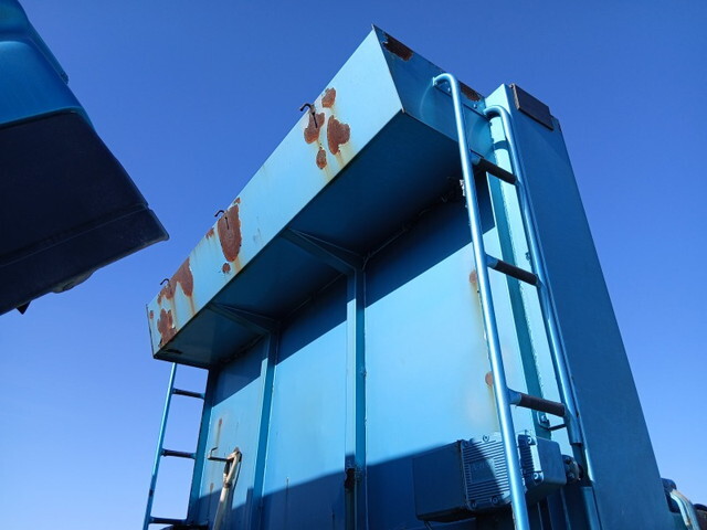 いすゞギガダンプ大型（10t）[写真26]