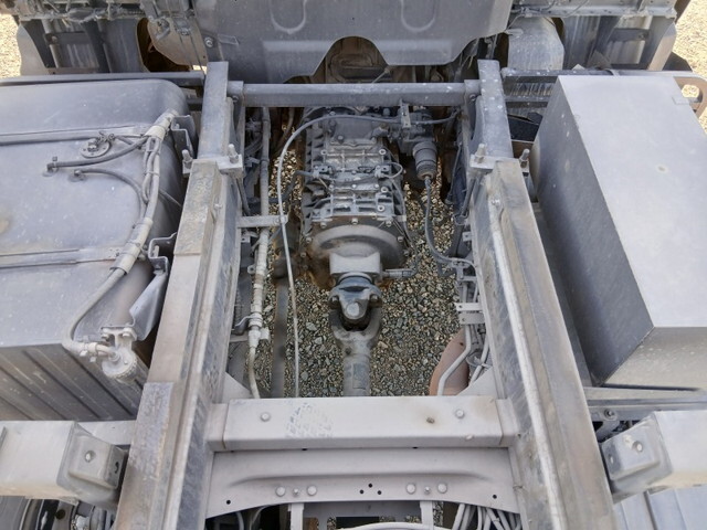 いすゞギガダンプ大型（10t）[写真35]