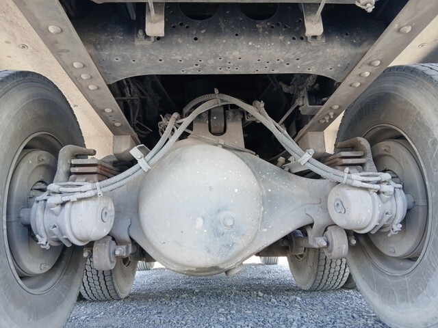 いすゞギガダンプ大型（10t）[写真37]