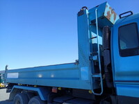 いすゞギガダンプ大型（10t）[写真08]