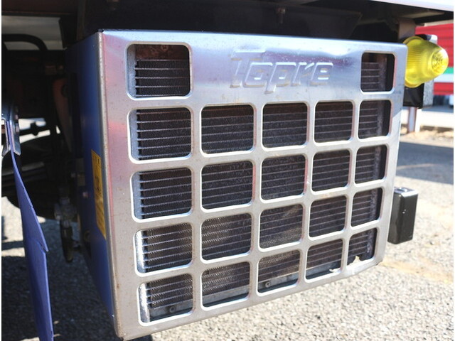 いすゞエルフ冷凍車（冷蔵車）小型（2t・3t）[写真12]