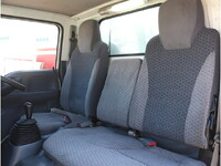 いすゞエルフ冷凍車（冷蔵車）小型（2t・3t）[写真30]