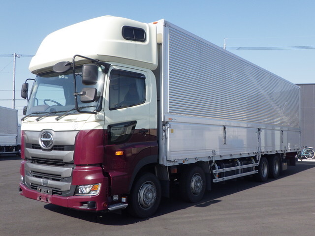 日野プロフィアアルミウイング大型（10t）[写真02]