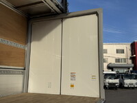 いすゞフォワードアルミウイング中型（4t）[写真27]