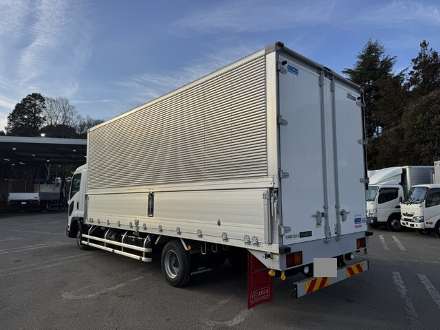 いすゞフォワードアルミウイング中型（4t）[写真04]