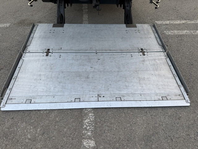 日野レンジャー冷凍車（冷蔵車）中型（4t）[写真26]