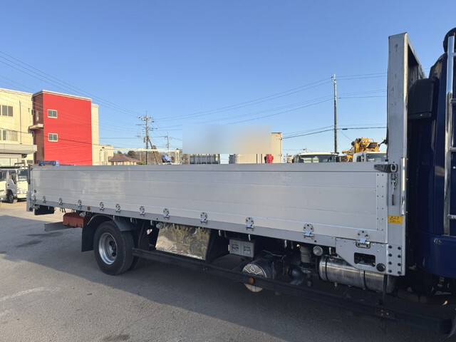 三菱ふそうファイターアルミブロック中型（4t）[写真12]