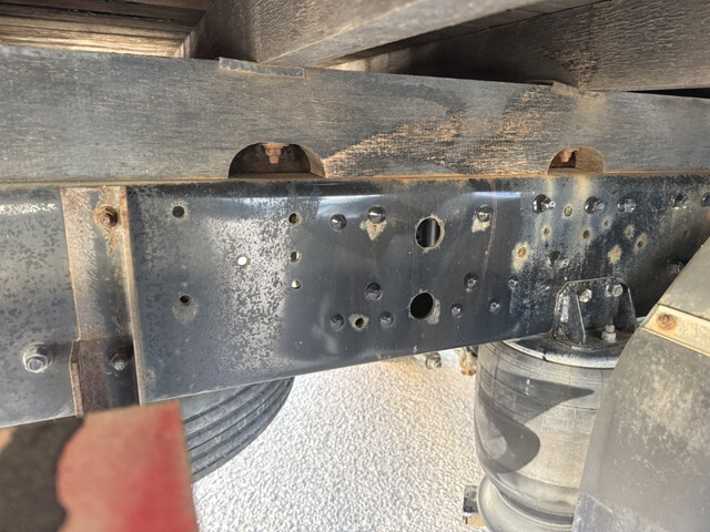 三菱ふそうファイターアルミブロック中型（4t）[写真26]