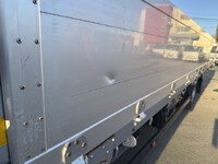 三菱ふそうファイターアルミブロック中型（4t）[写真38]