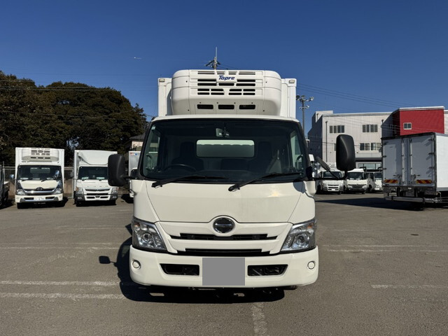 日野デュトロ冷凍車（冷蔵車）小型（2t・3t）[写真12]