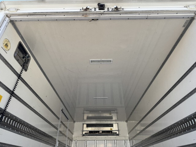 日野デュトロ冷凍車（冷蔵車）小型（2t・3t）[写真17]