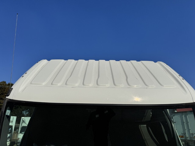 日野デュトロ冷凍車（冷蔵車）小型（2t・3t）[写真27]