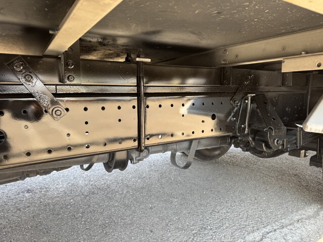 日野デュトロ冷凍車（冷蔵車）小型（2t・3t）[写真30]