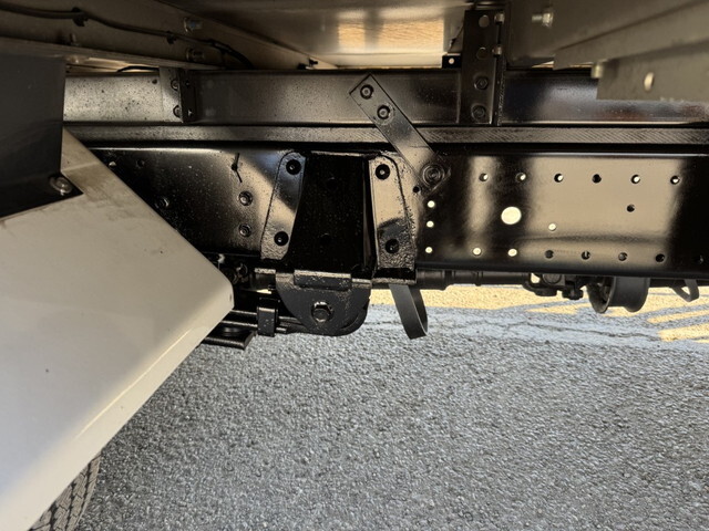 日野デュトロ冷凍車（冷蔵車）小型（2t・3t）[写真33]