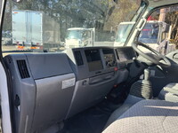 いすゞエルフクレーン4段小型（2t・3t）[写真20]