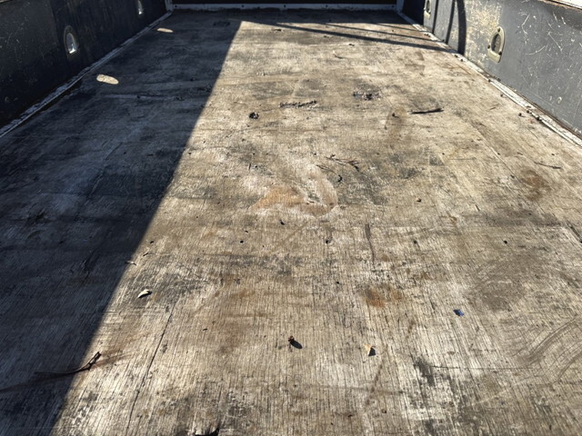 いすゞエルフクレーン4段小型（2t・3t）[写真23]