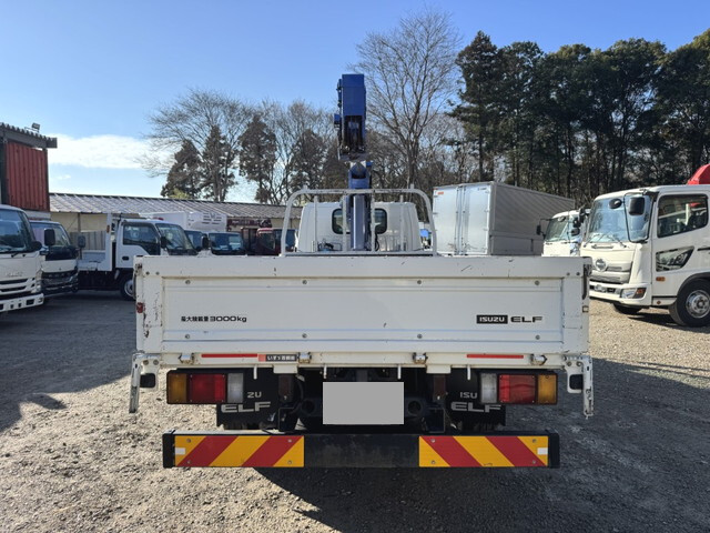 いすゞエルフクレーン4段小型（2t・3t）[写真05]