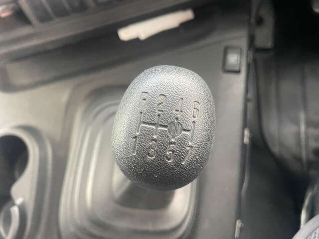 いすゞギガミキサー車（コンクリートミキサー）大型（10t）[写真35]