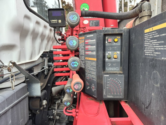 三菱ふそうファイタークレーン4段中型（4t）[写真12]