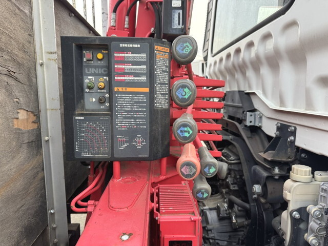 三菱ふそうファイタークレーン4段中型（4t）[写真18]