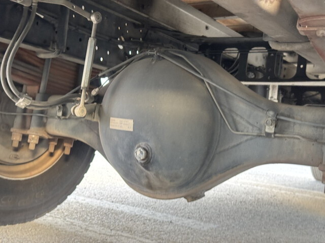 三菱ふそうファイターアルミウイング中型（4t）[写真23]