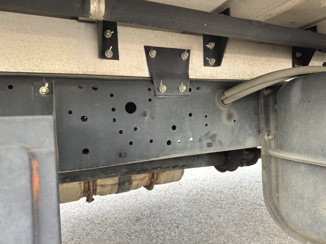 三菱ふそうファイターアルミウイング中型（4t）[写真27]