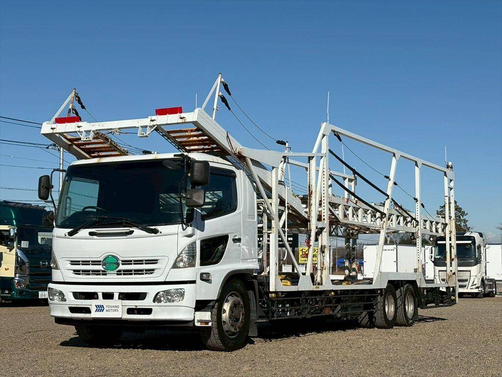 日野レンジャーキャリアカー増トン（6t・8t）[写真01]