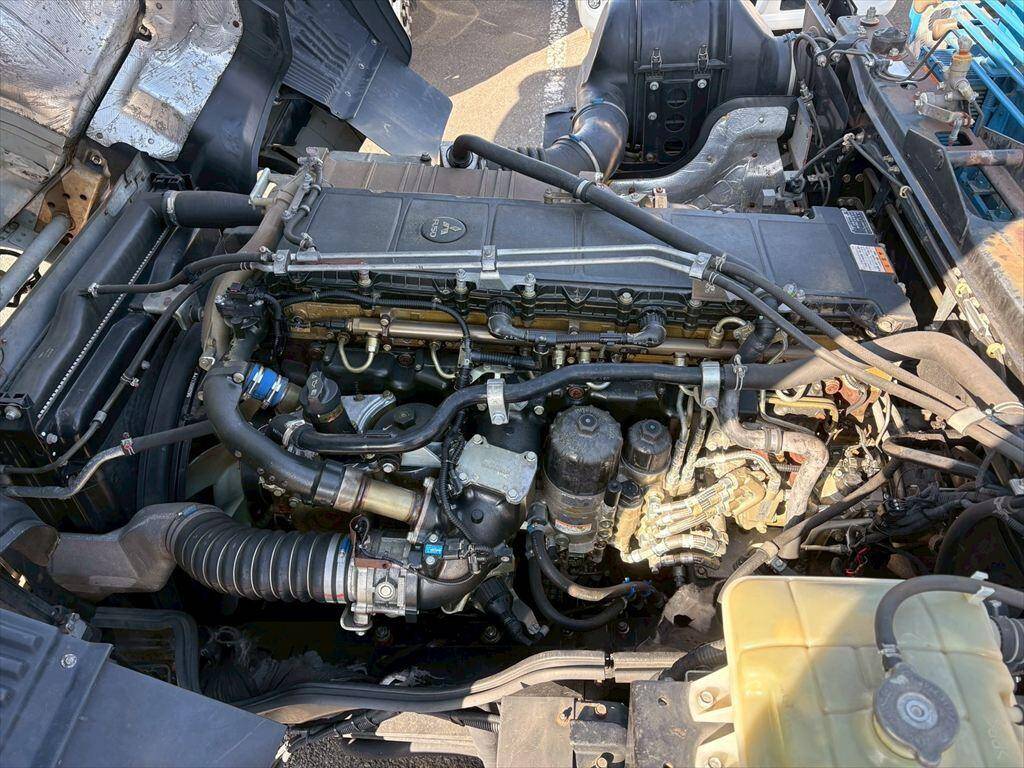 三菱ふそうスーパーグレートセーフティクレーン4段大型（10t）[写真18]