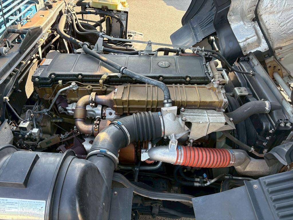 三菱ふそうスーパーグレートセーフティクレーン4段大型（10t）[写真19]