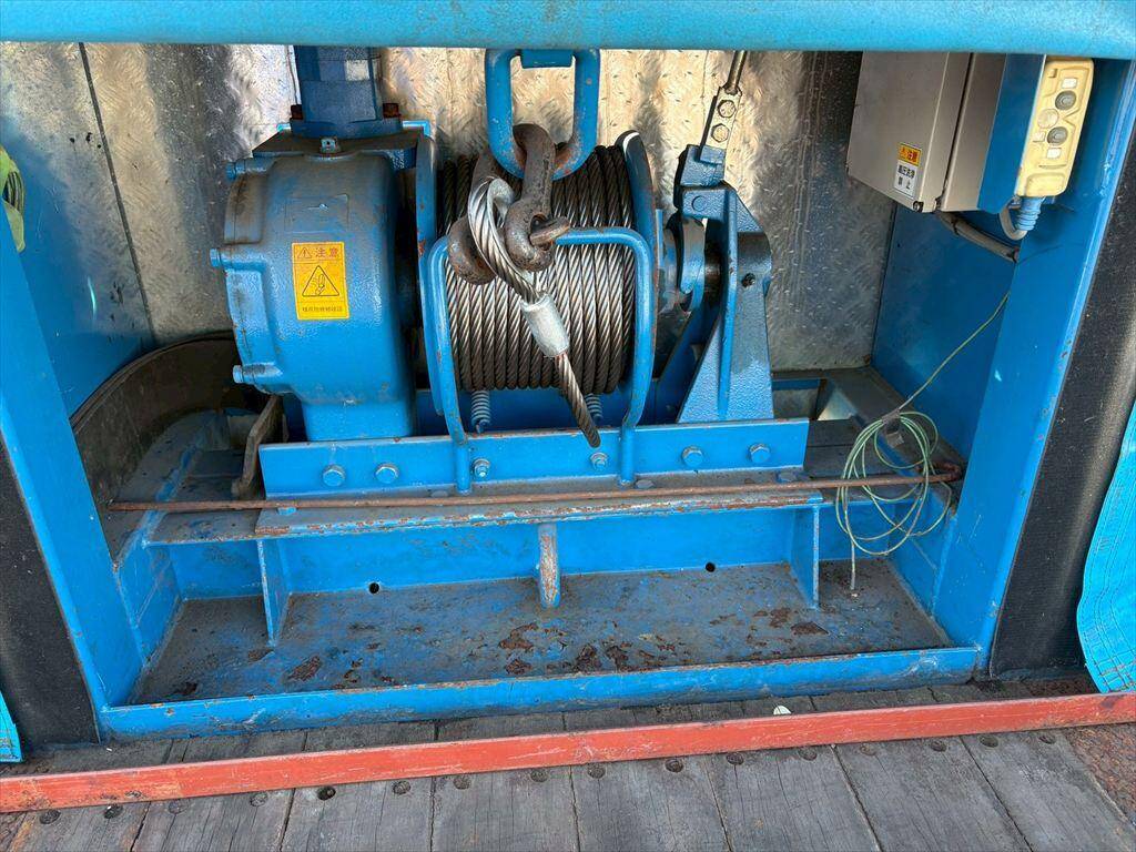 三菱ふそうスーパーグレートセーフティクレーン4段大型（10t）[写真08]