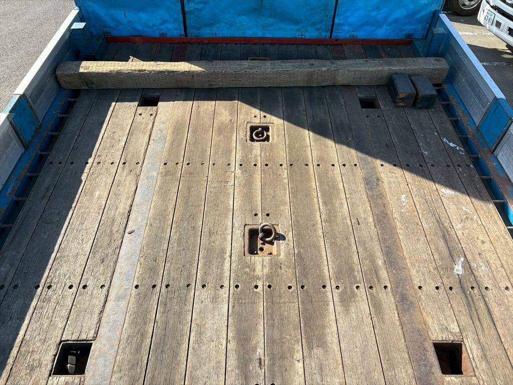 三菱ふそうスーパーグレートセーフティクレーン4段大型（10t）[写真09]