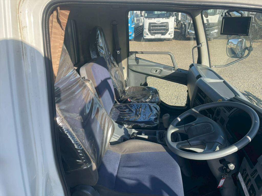 三菱ふそうファイターアルミブロック増トン（6t・8t）[写真18]